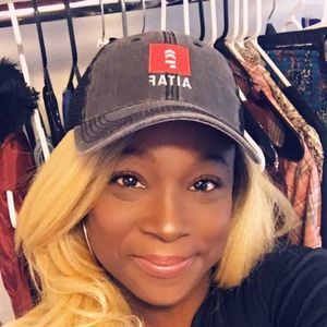 Meet your Posher, Althea